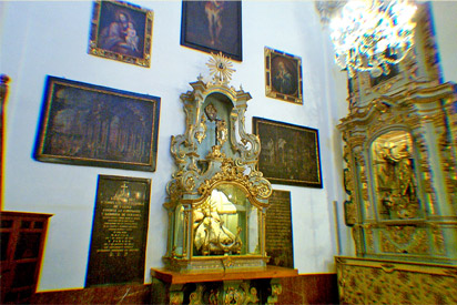 Altares Lateral Izquierdo